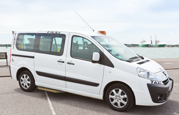 Mothers Day, Taxi, White, Southampton, Taxi rank, Taxi tour, Taxi trip, Southampton Taxi Association, SHA,